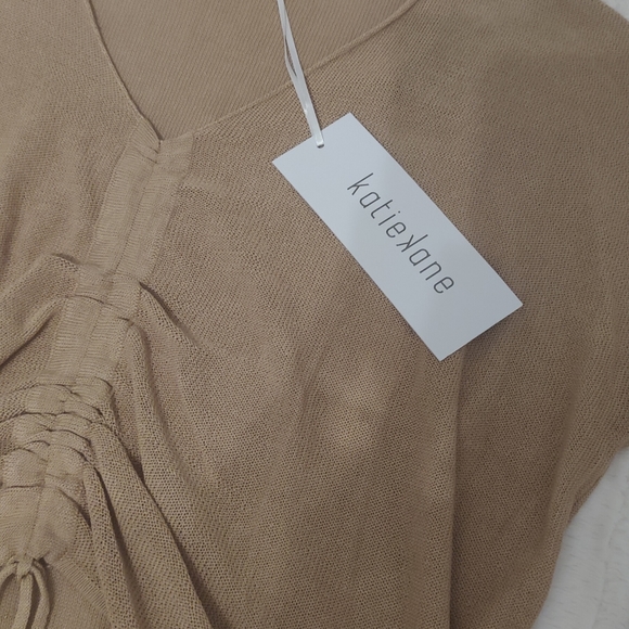 Drawstring knot front top - Picture 2 of 3